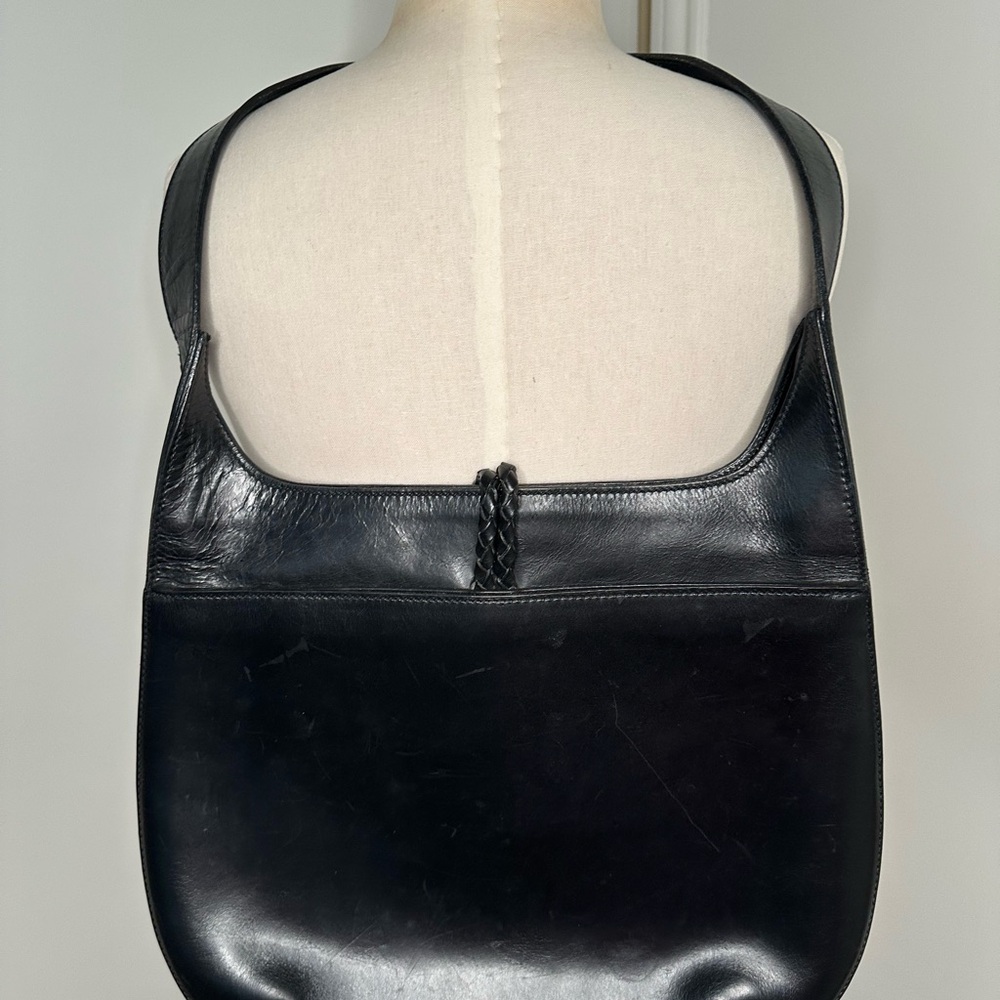 Eric Javits luxury high-end brand black leather handbag with attention to detail - Picture 2 of 10